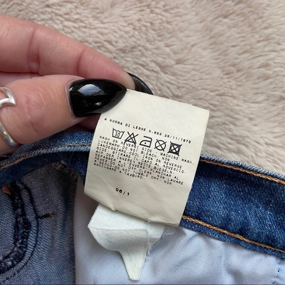 Y2K Dolce And Gabbana Denim Mini Skirt - Picture 14 of 16